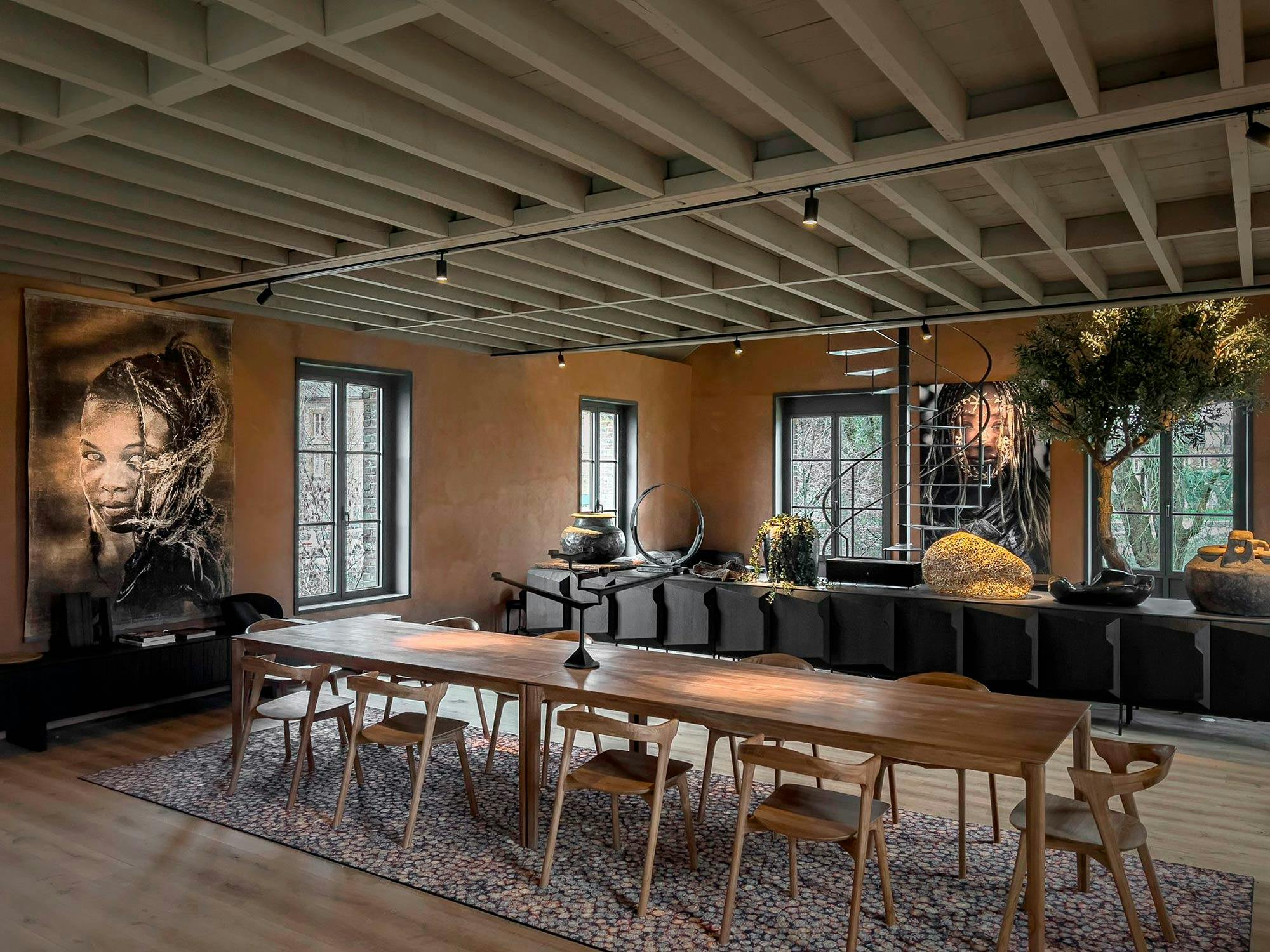 Imagem número 39 da actual secção de Renowned interior designer Adriana Nicolau launches a collection of original tables in Dekton da Cosentino Portugal