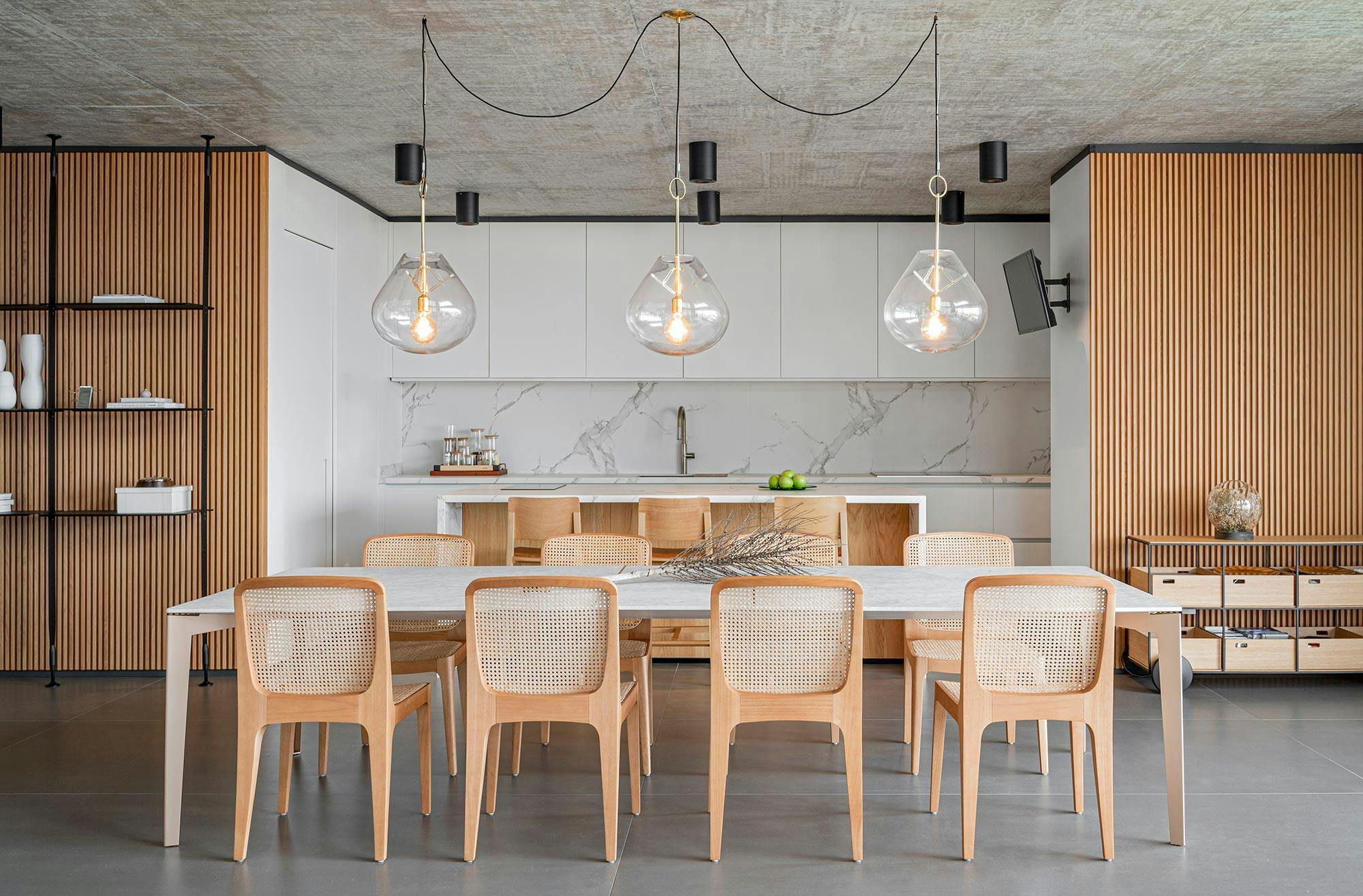 Duplex-402-Jurere-com-MG-(11) Image 46 of Duplex 402 Jurere com MG 11.jpg?auto=format%2Ccompress&ixlib=php 3.3 in Serviços integrais para projetos internacionais - Cosentino