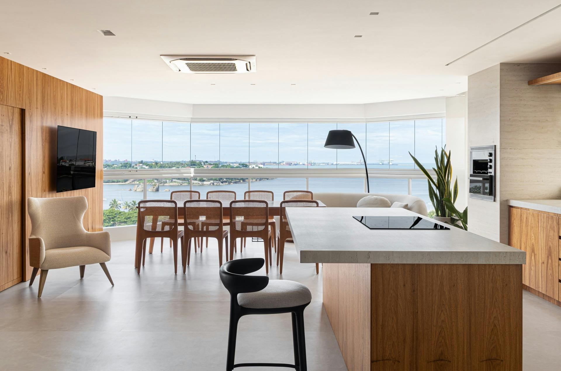 APTO C V (1) Image 33 of APTO C V 1.jpg?auto=format%2Ccompress&ixlib=php 3.3 in Dekton Marmorio marca o espaço gourmet de um apartamento no Brasil - Cosentino