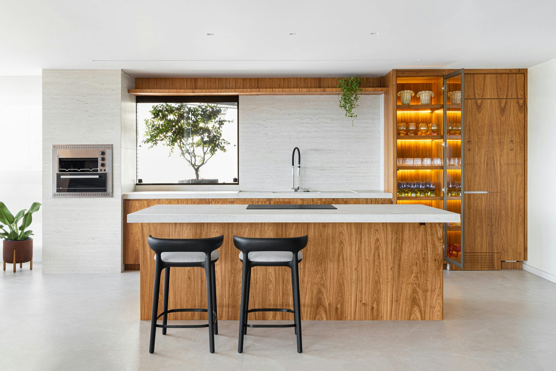 APTO C V (3) Image 34 of APTO C V 3.jpg?auto=format%2Ccompress&ixlib=php 3.3 in Uma residência luminosa e sóbria com Dekton elevando o design - Cosentino