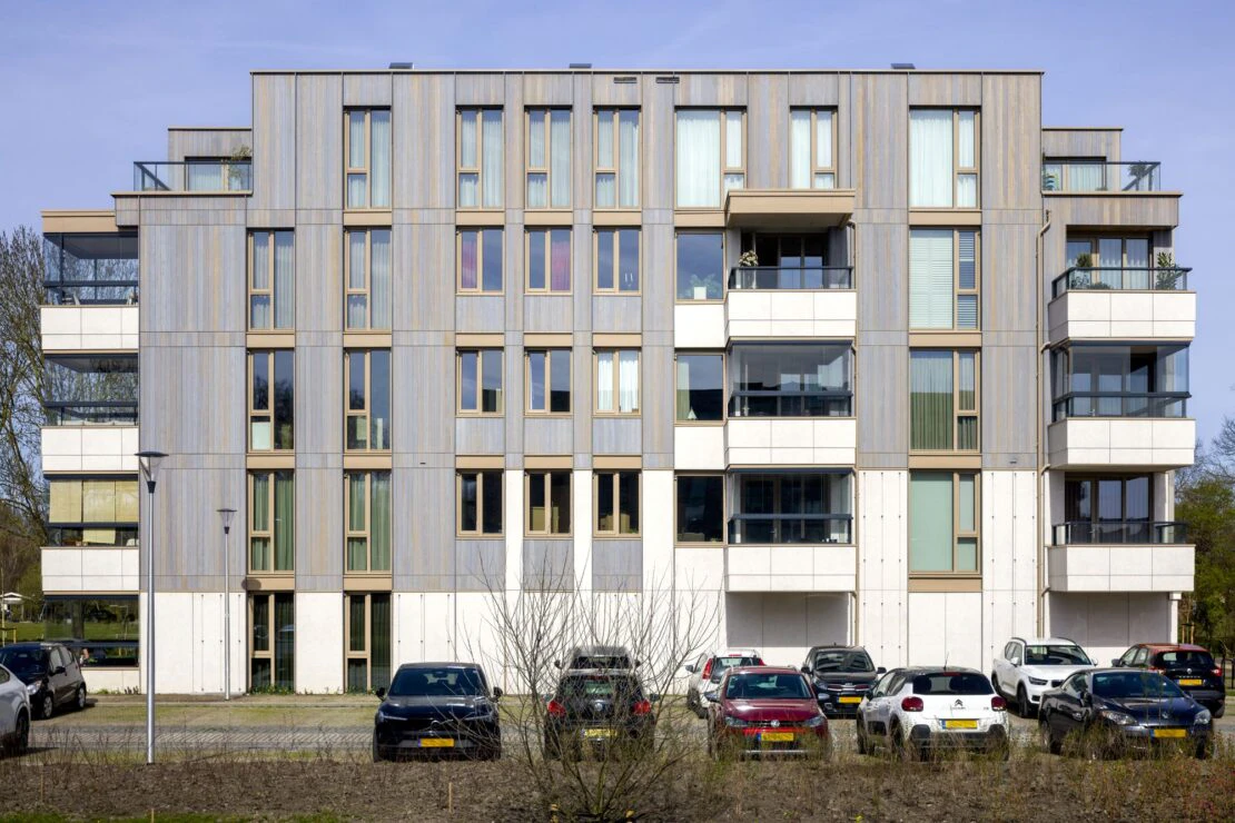Facade Knoest (8) Facade Knoest (8)