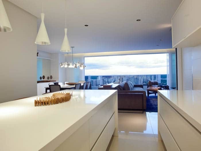 Imagem número 43 da actual secção de Ligação entre cozinha e sala de estar da Cosentino Portugal