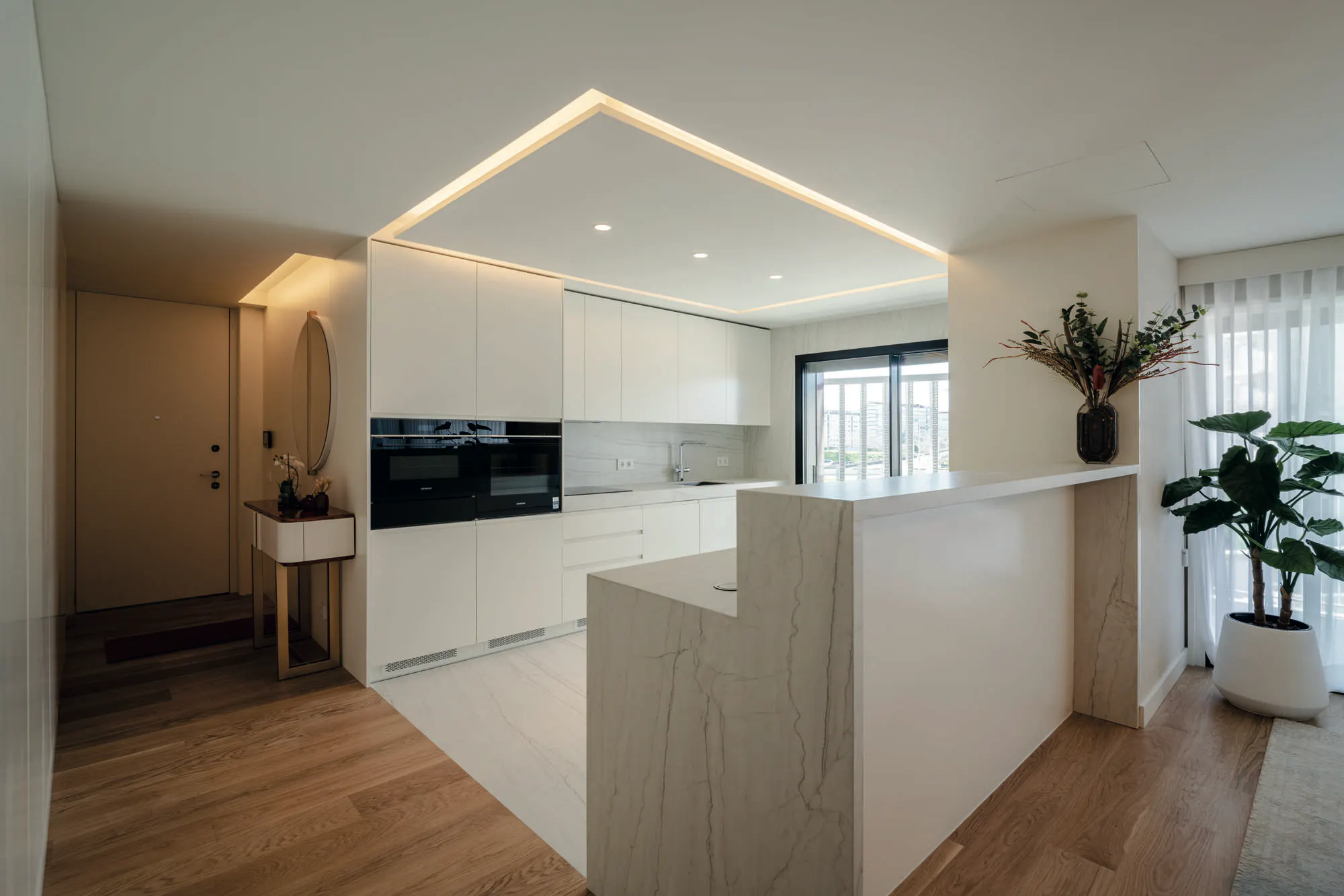 Unique Benfica (10) Image 35 of Unique Benfica 10.jpg?auto=format%2Ccompress&ixlib=php 3.3 in Dekton Marmorio defines the architectural identity of this contemporary home - Cosentino