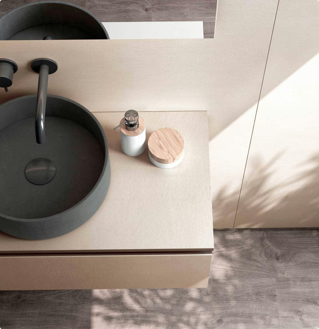 Rustic Bathroom Image 42 of Ba%C3%B1o rustico.jpg?auto=format%2Ccompress&ixlib=php 3.3 in Lantlig - Cosentino