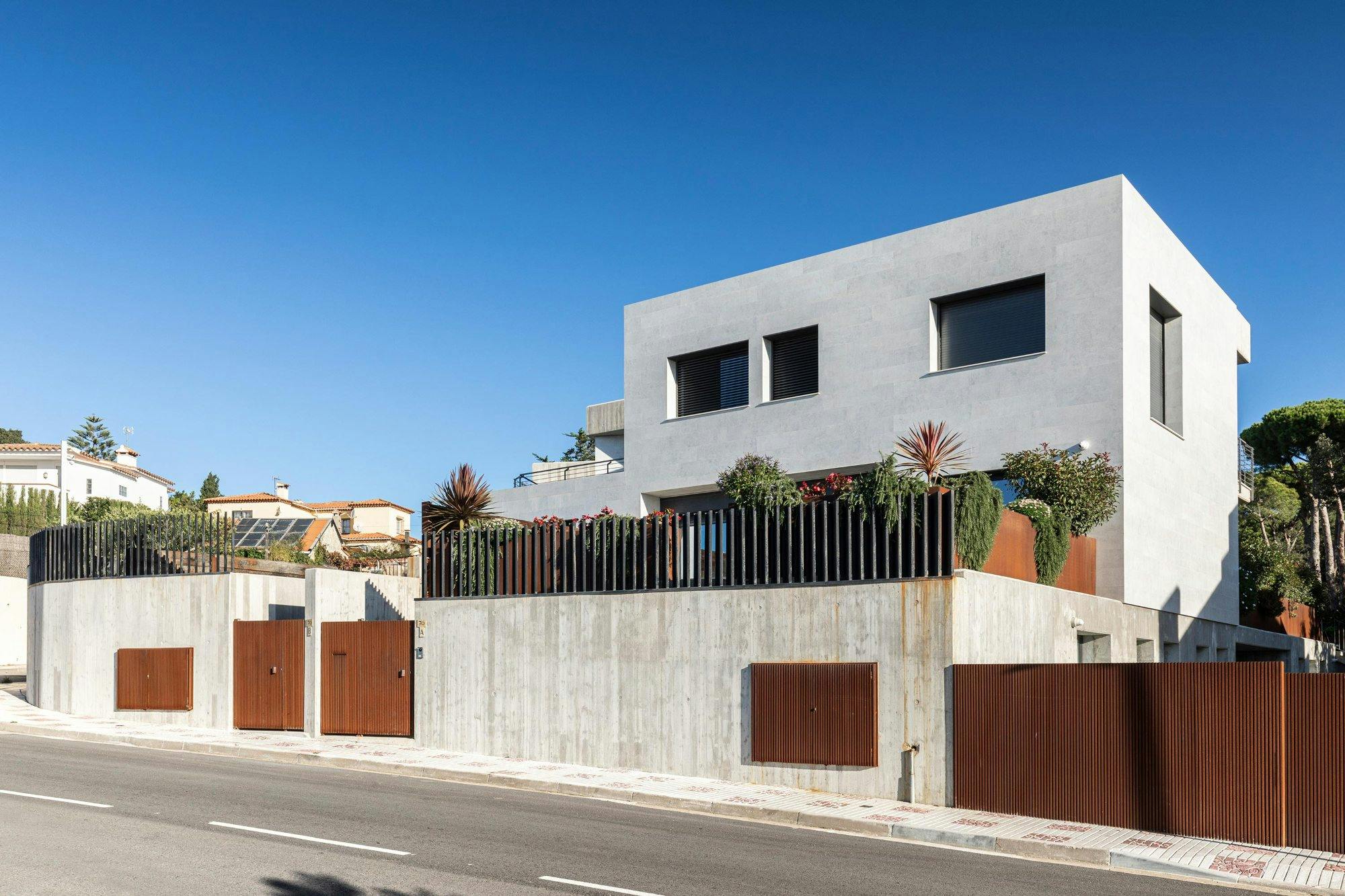 Cosentino_S (7) Image 35 of Cosentino S 7.jpg?auto=format%2Ccompress&ixlib=php 3.3 in La Gramoia - Cosentino