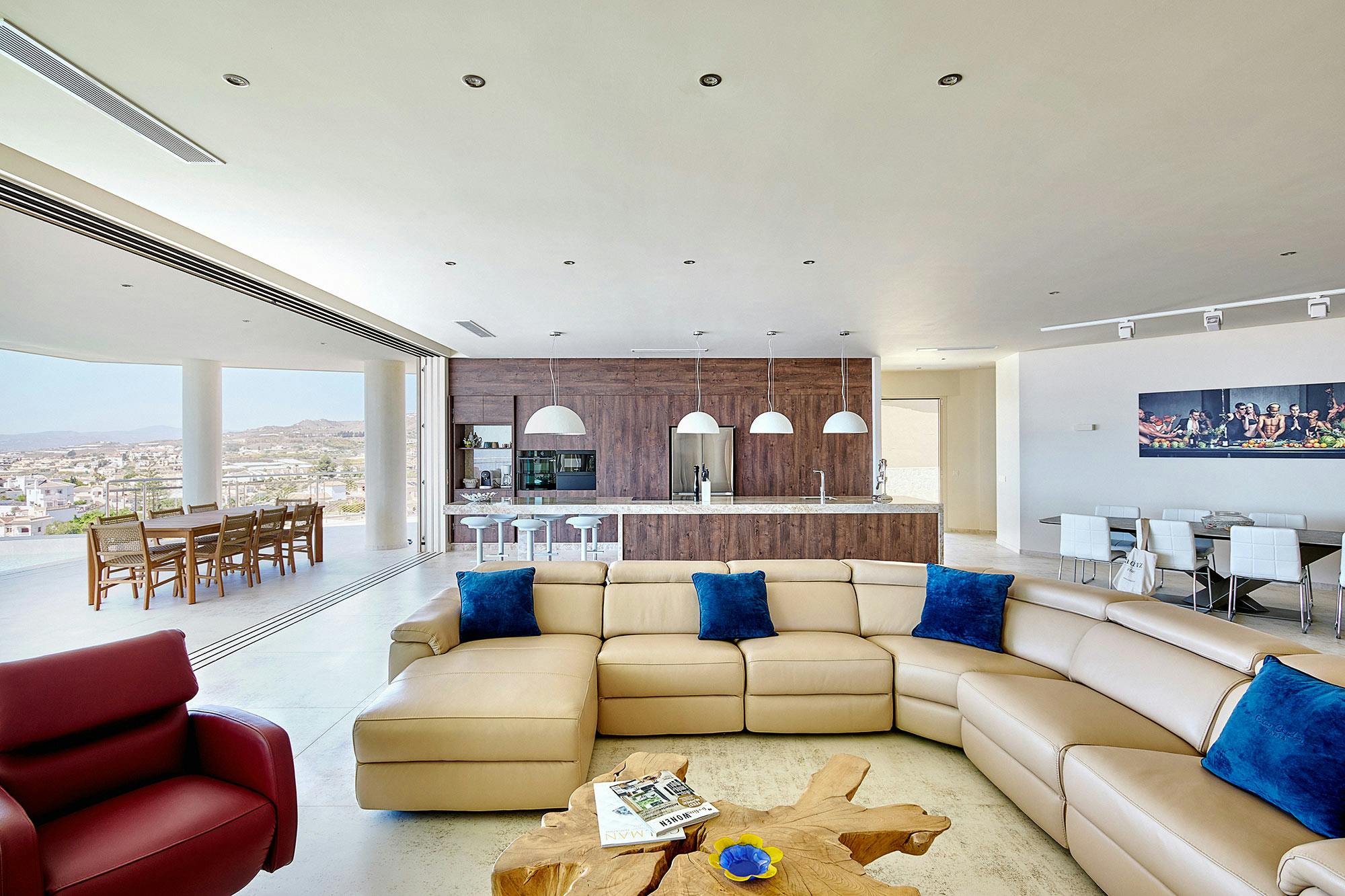 Image of Casa Tony Malaga 9.jpg?auto=format%2Ccompress&ixlib=php 3.3 in Livings Room - Cosentino
