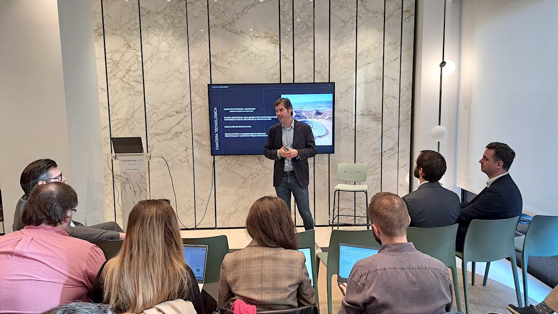 Cosentino_Innovacion_RuedadePrensa_3 Image 33 of Cosentino Innovacion RuedadePrensa 3.jpg?auto=format%2Ccompress&fit=crop&ixlib=php 3.3 in Cosentino Signs Grant Agreement for CTQuarry Project, Selected by the EU Innovation Fund - Cosentino