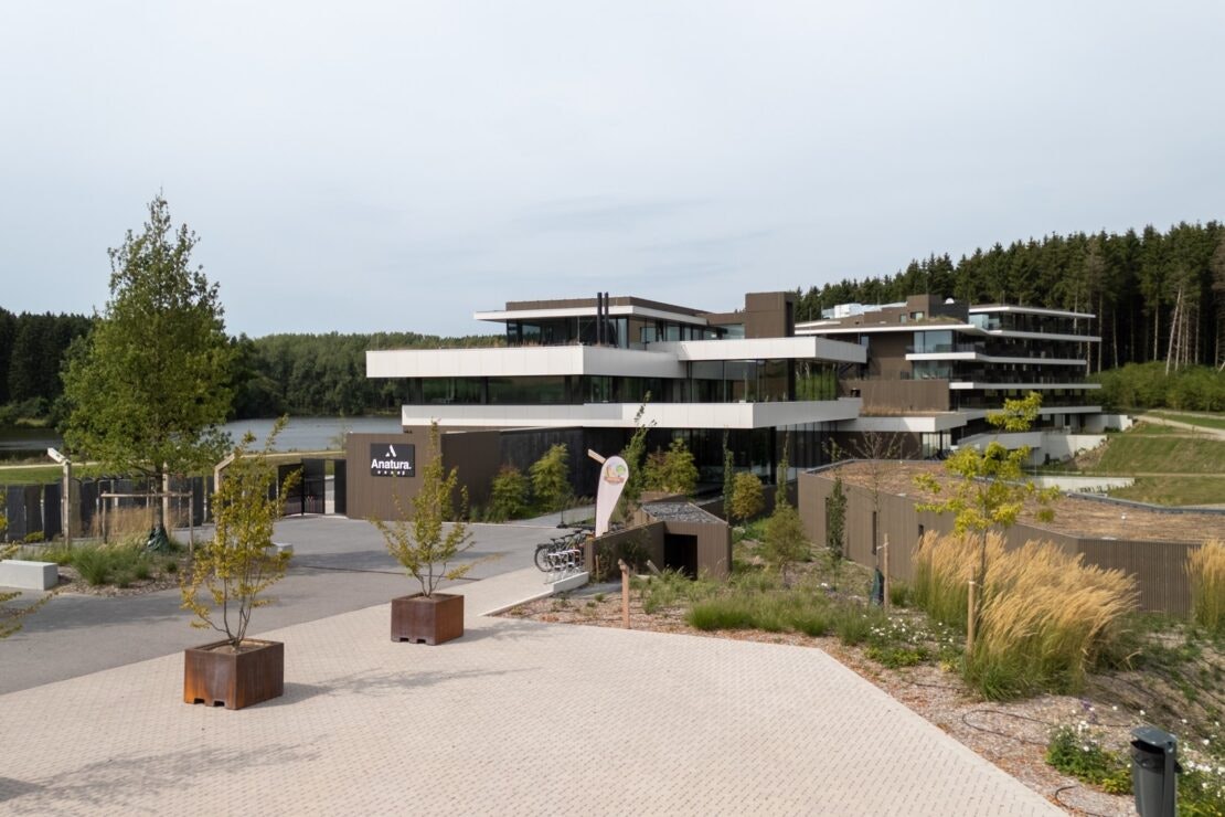 Facade Anatura Hotel (7) Facade Anatura Hotel (7)