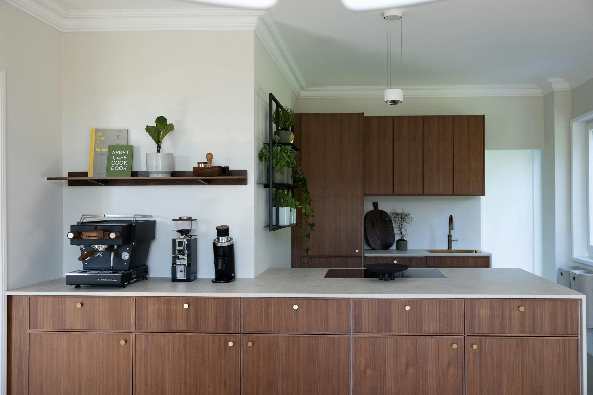 Kitchen project vonmuto living (3) Image 41 of Kitchen project vonmuto living 3.jpg?auto=format%2Ccompress&ixlib=php 3.3 in A minimalist apartment with Dekton as the connecting thread - Cosentino