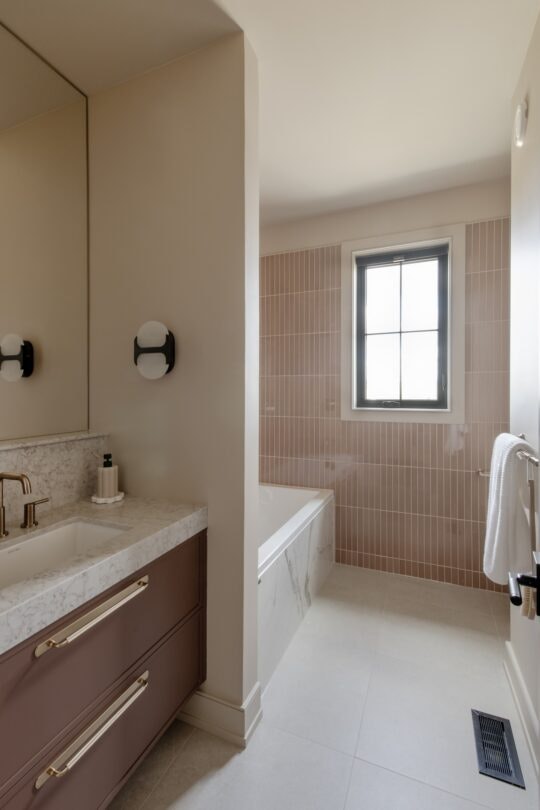 Minto CHEO 049 Minto CHEO 049