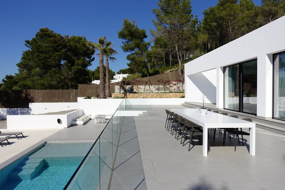 Villa Omnia in Ibiza with Dekton® and Silestone®