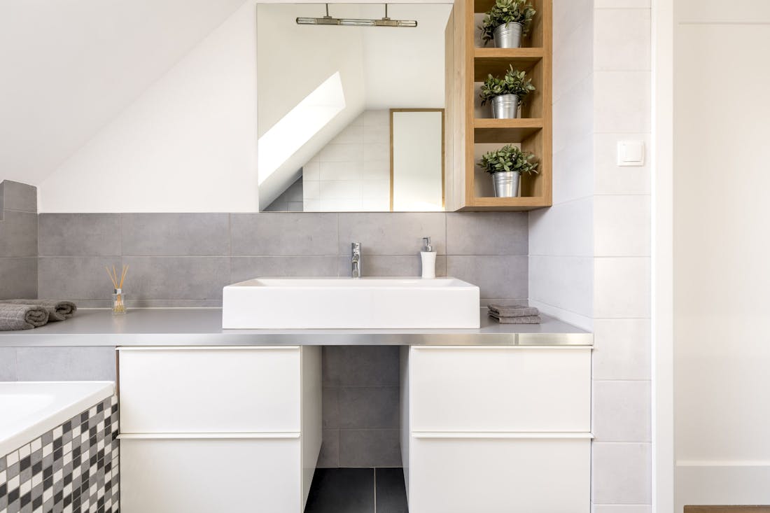 Why you should opt for contemporary bathroom vanities