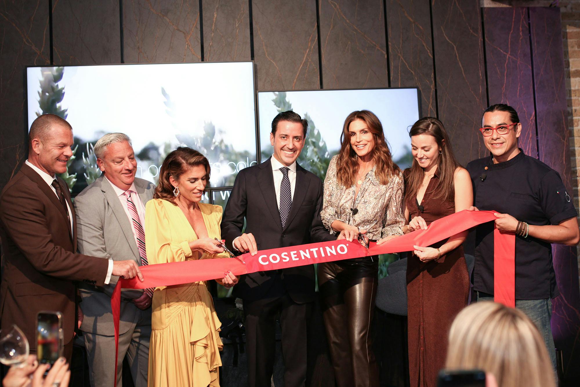 Image number 32 of the current section of Cosentino celebrates Chicago City Center Grand Opening with fashion icon Cindy Crawford of Cosentino USA