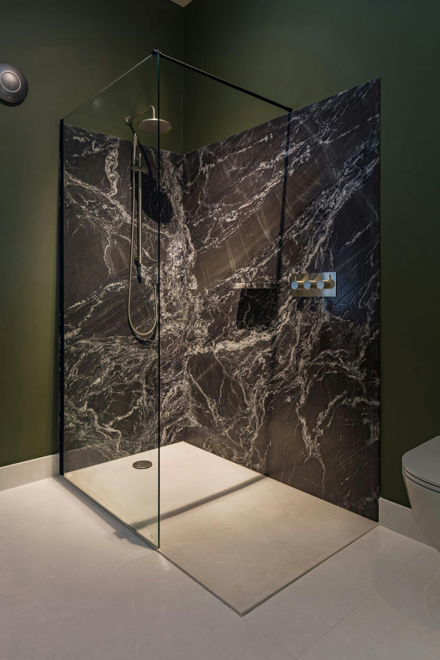 Image number 38 of the current section of Luxury Residential Bathroom of Cosentino USA