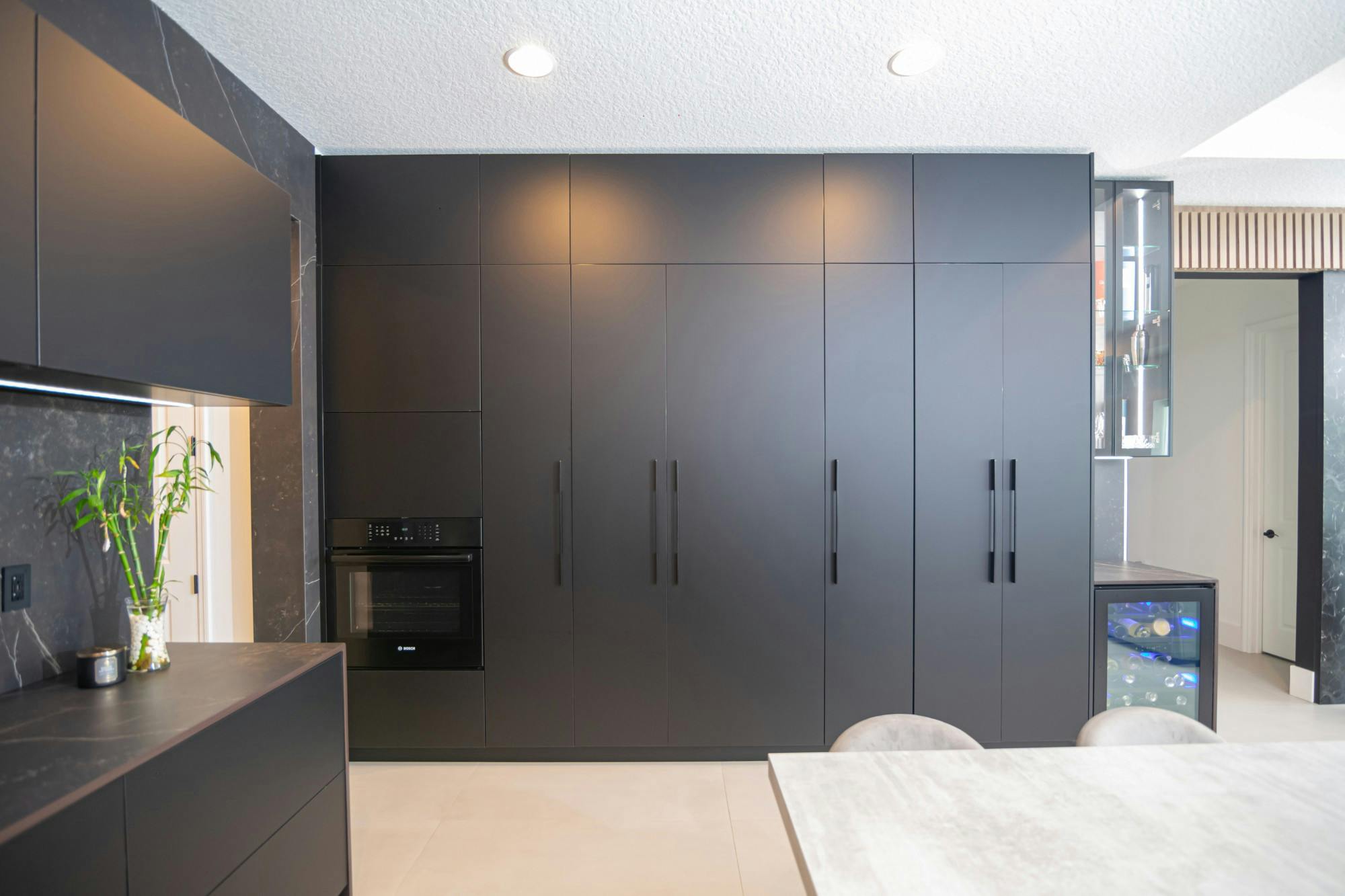 Image number 33 of the current section of A dark modern kitchen covered in Dekton of Cosentino USA