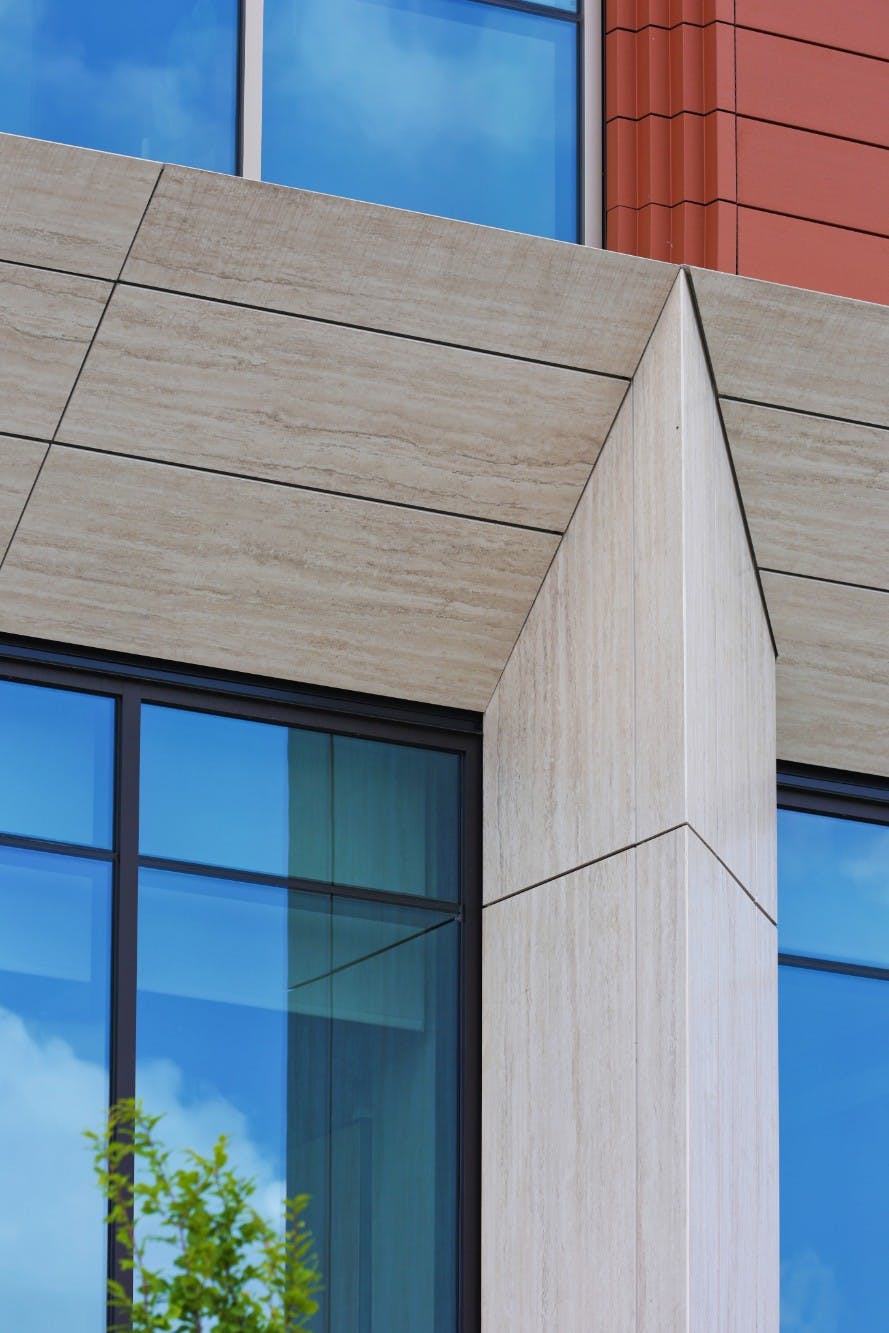 Dekton® extends its facades warranty to 25 years