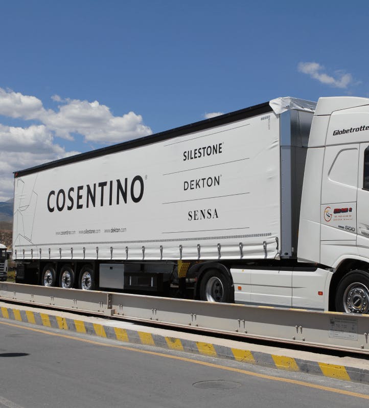 Image number 34 of the current section of Fabricators of Cosentino USA