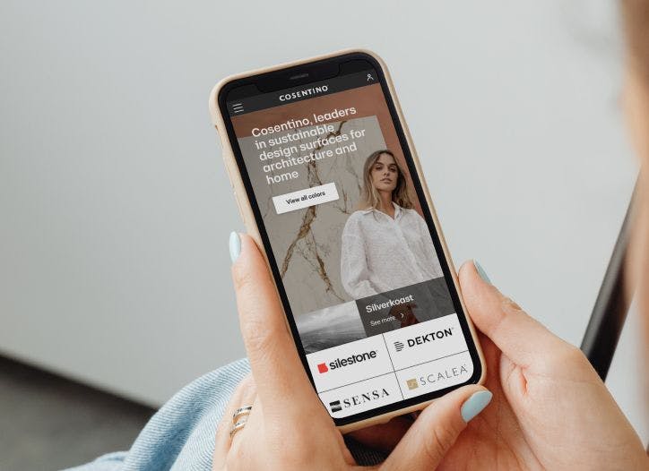 Professional Displaying a Project Using Cosentino's Mobile App