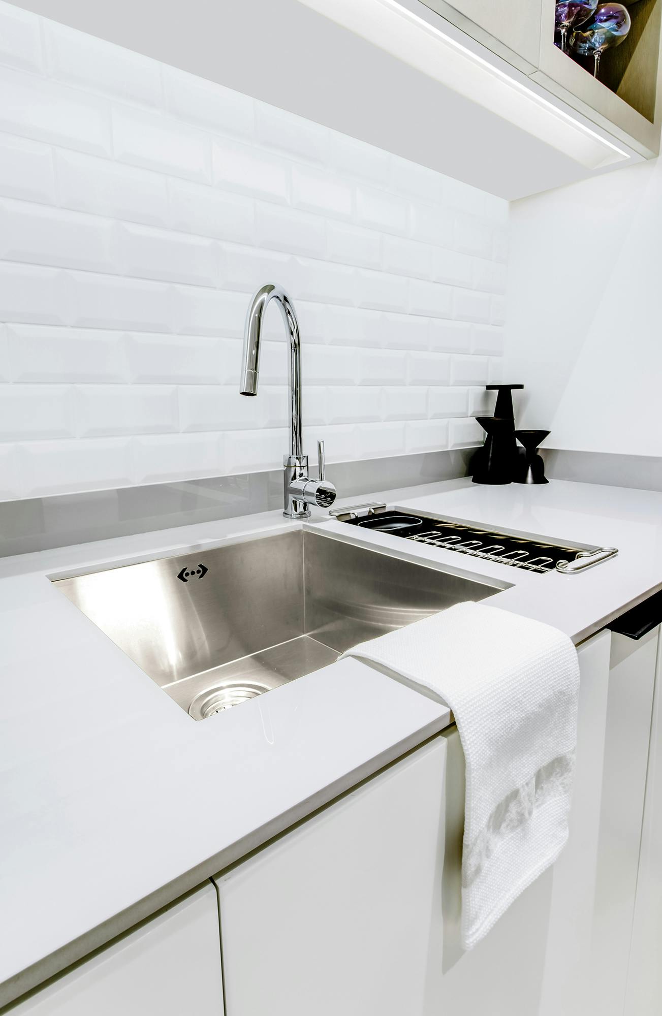 Blog: The Two-Sink Trend: Having A Second Kitchen Sink