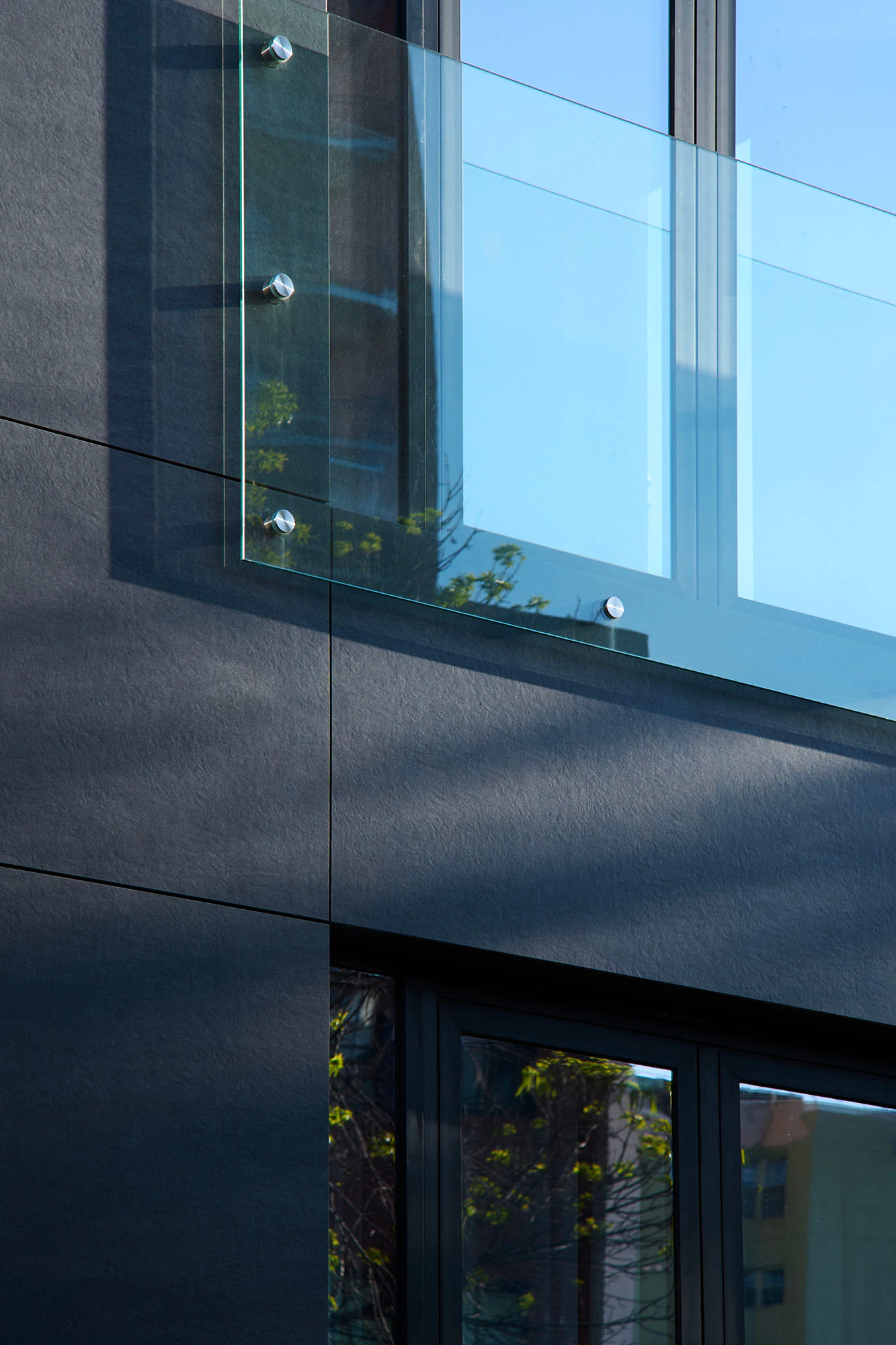 PACS Architecture specifies Dekton for a rainscreen facade in Brooklyn ...