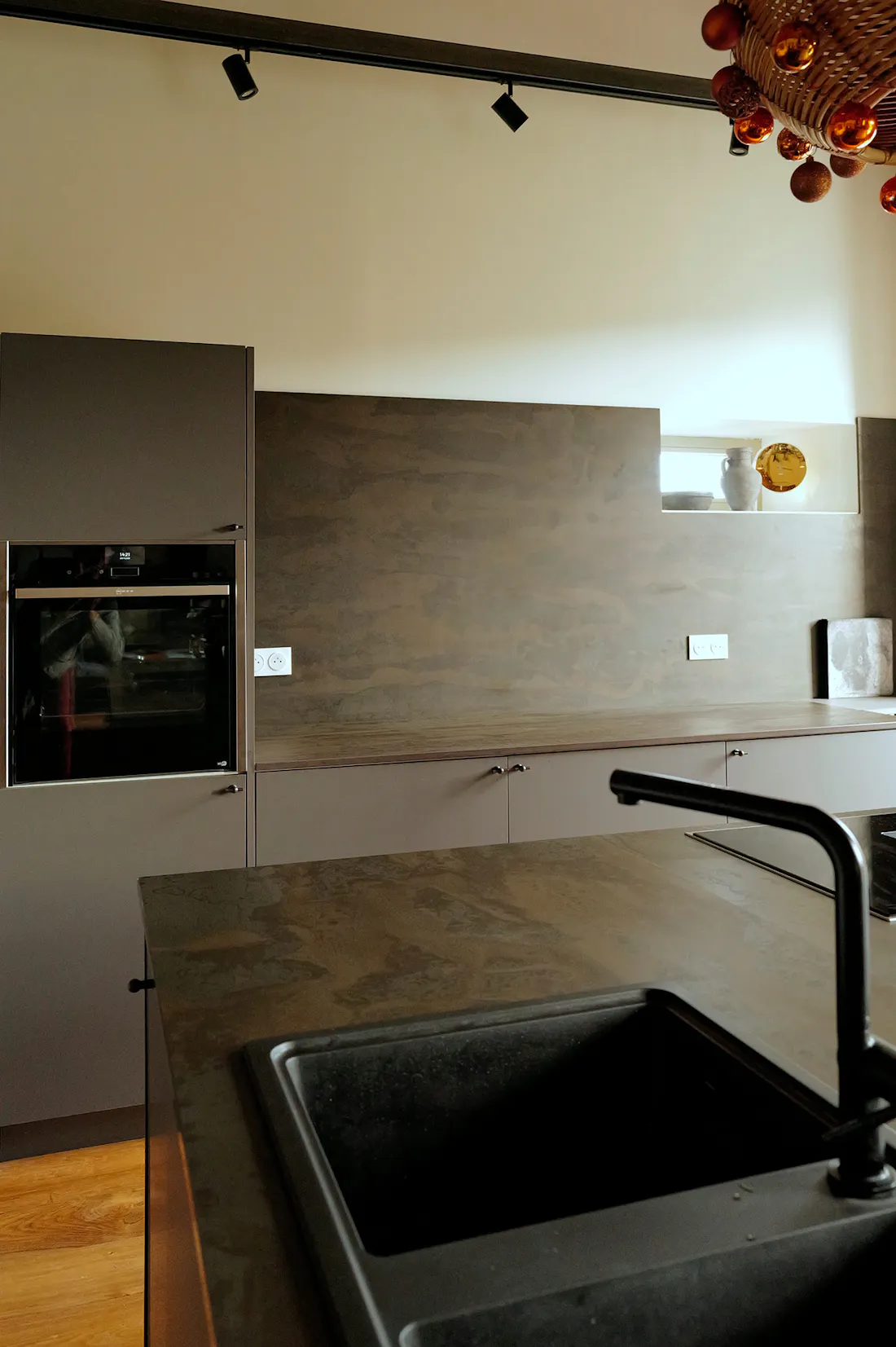 Interior designer and photographer Eric Gizard selected Dekton Radium ...