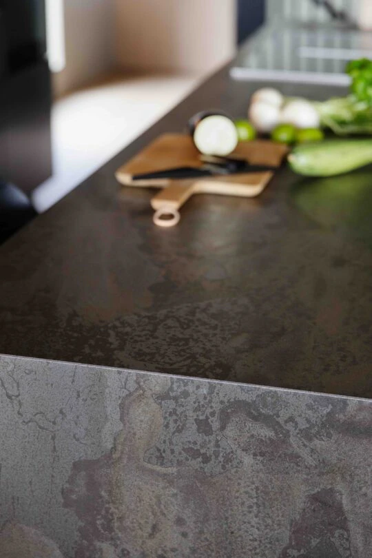 Norwegian designer Benedicte Bjørni’s house looks better with Dekton ...