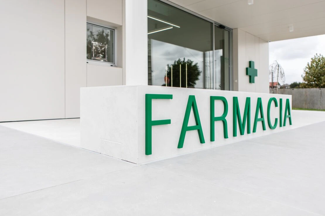 Farmacia Pontevedra (7) Farmacia Pontevedra (7)