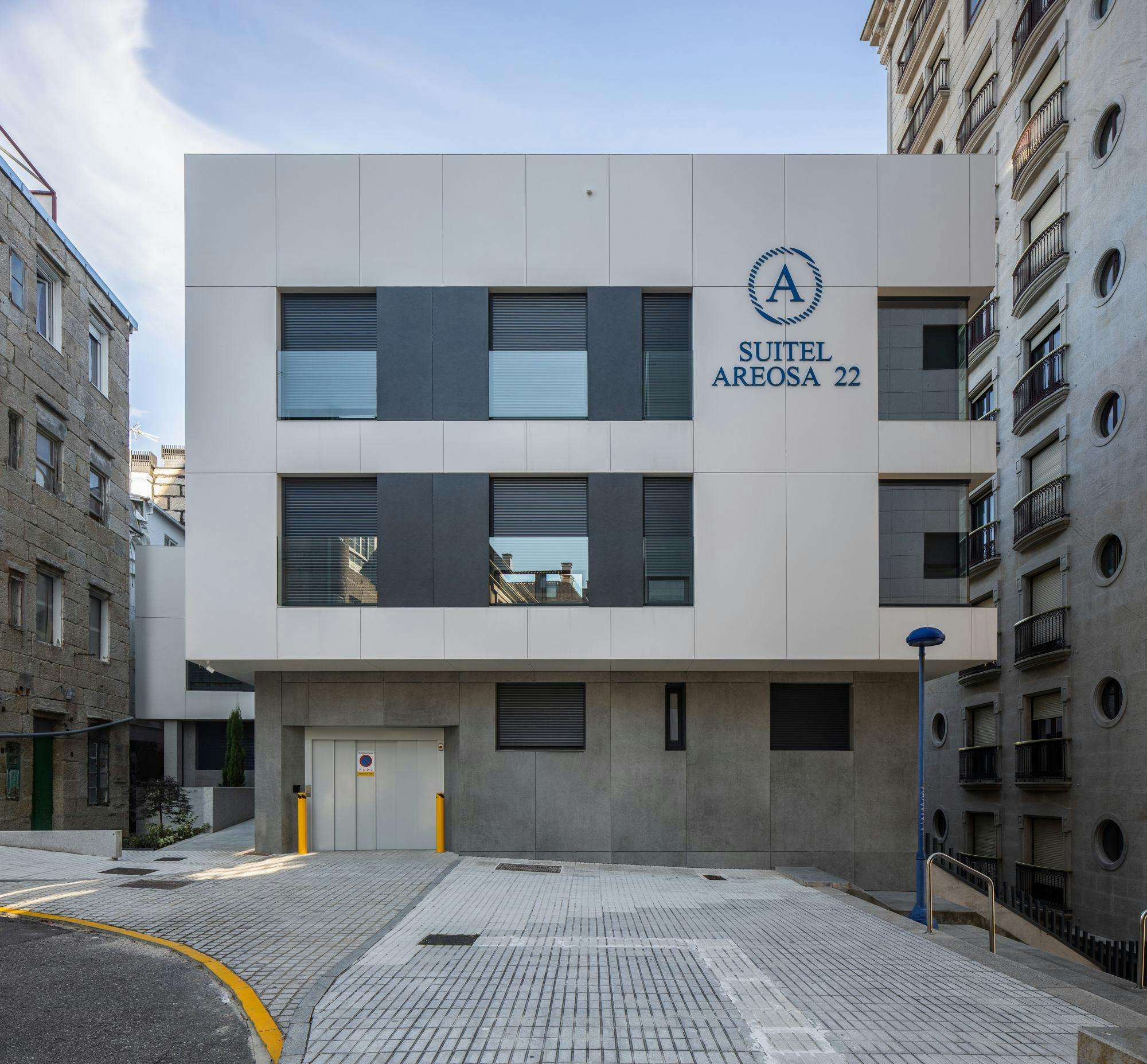 Hotel-Areosa-1 Image 63 of Hotel Areosa 1.jpg?auto=format%2Ccompress&ixlib=php 3.3 in Contract - Cosentino