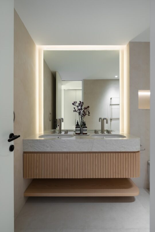 Montenegro (6) Montenegro (6)