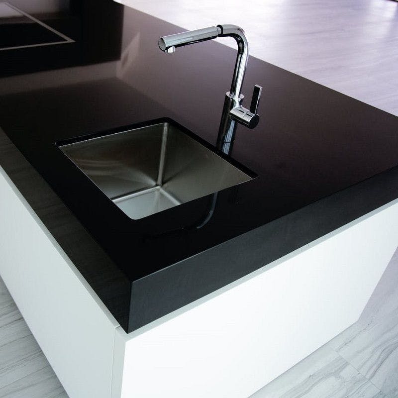 Black Kitchen Countertops - Cosentino encimera cocina negra 1000 museum 1 | Cosentino