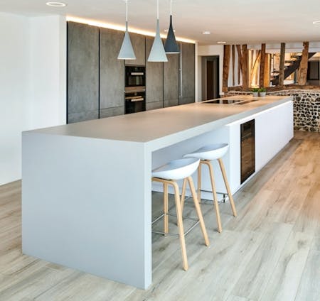 Image 38 of silestone@2x.jpg?auto=format%2Ccompress&fit=crop&ixlib=php 3.3 in Kitchen walls: how to choose the best cladding - Cosentino