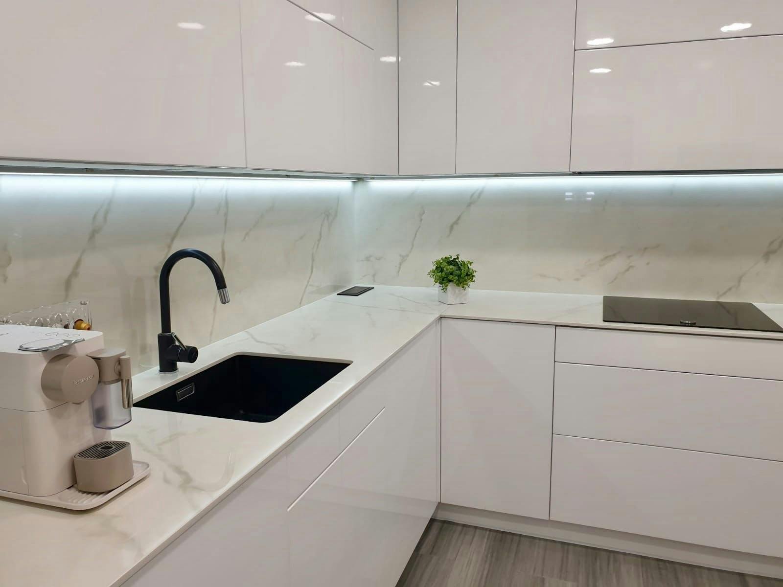 Compact kitchens: Who says they're a disadvantage? - Cosentino 7dc80dd2 0fb7 4e11 89a0 75b840a48dd8 1 | Cosentino