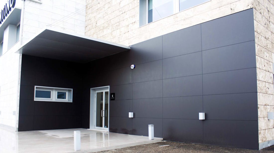 Cosentino Center Vigo undertakes a beautiful renovation