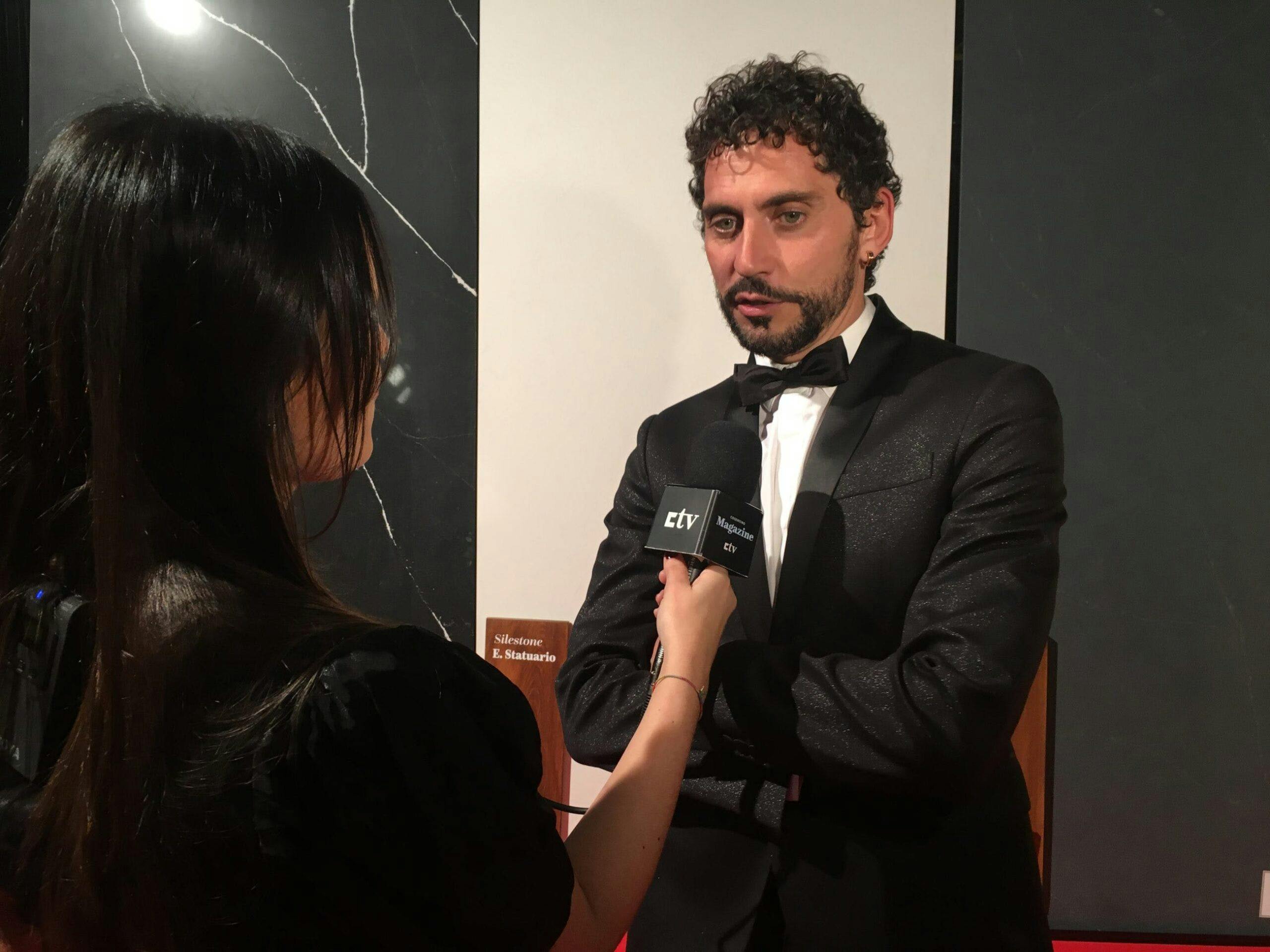 Image 36 of Paco León para TV Cosentino Premios Feroz 2019 1 scaled in Silestone® and 2019 Feroz Awards - Cosentino