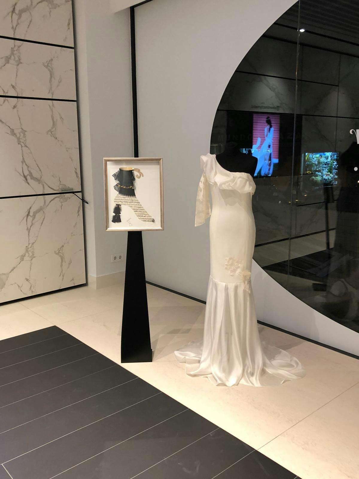 "Art is Fashion and Fashion is made with Art" - Cosentino Vikileria 4 | Cosentino