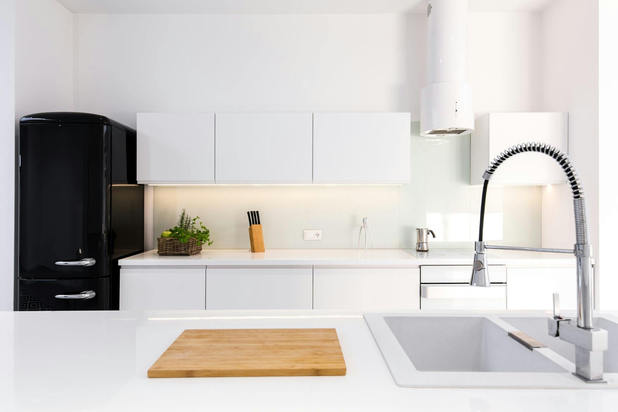 Necessary information on White quartz countertop - Cosentino White Quartz Coutertop