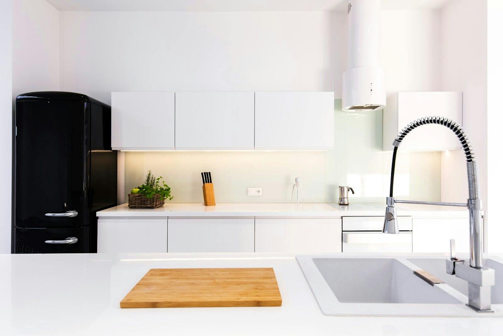 Necessary information on White quartz countertop - Cosentino pasted image 0 2 2 | Cosentino