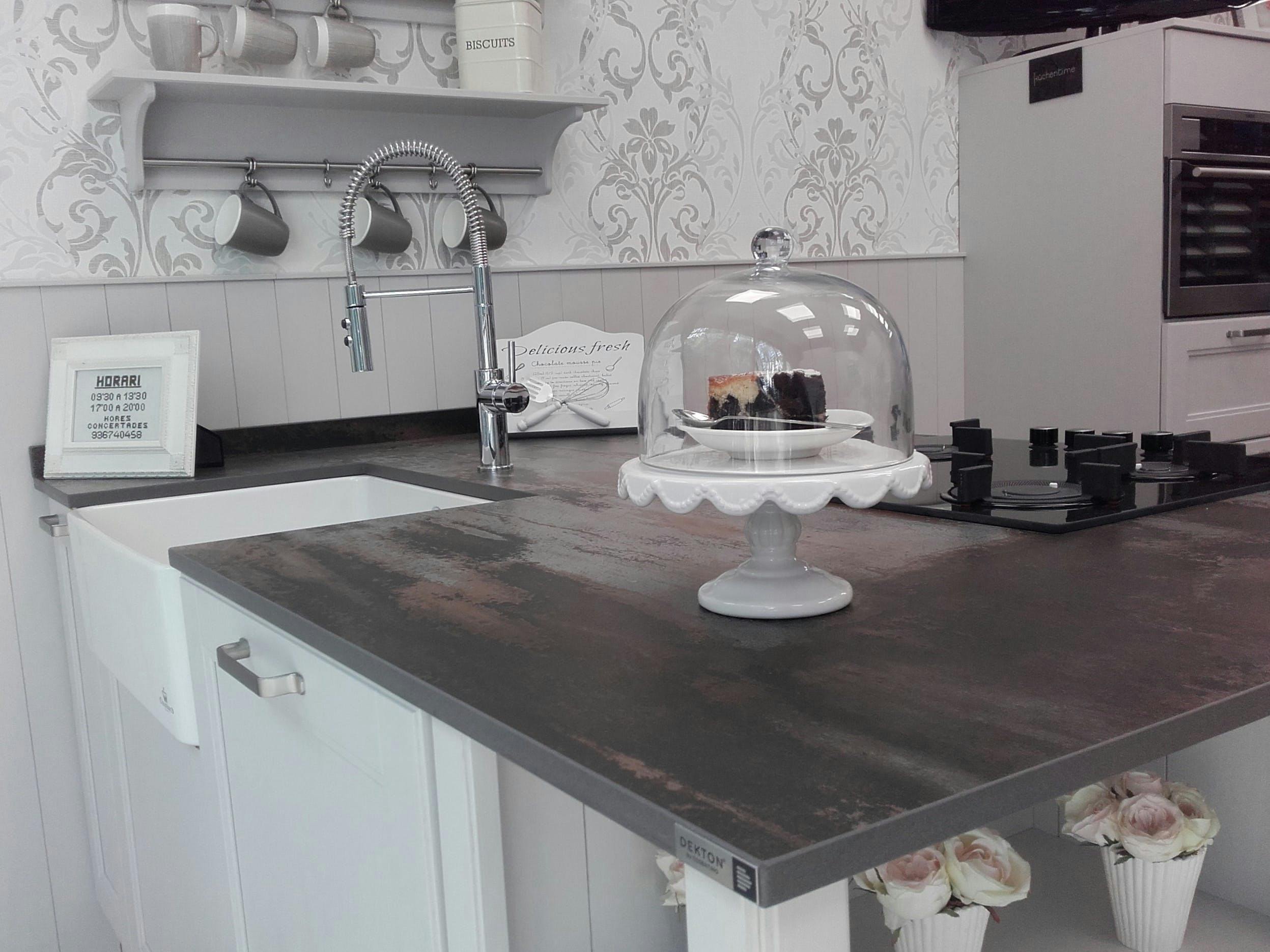 Compact kitchens: Who says they're a disadvantage? - Cosentino var www html tools.cosentino.com global ws public pending approval 20161005 125849 2 1 | Cosentino