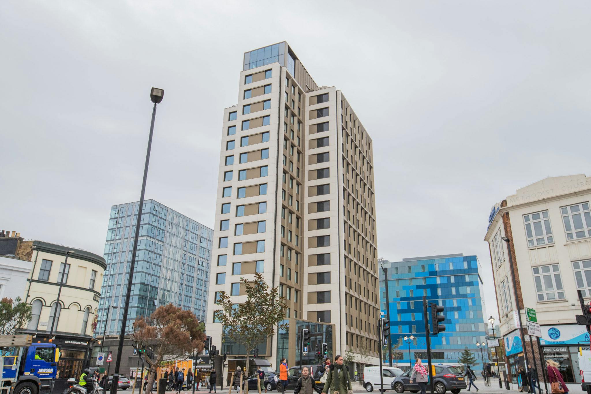 Image 33 of Archway Towers Development London Dekton by Cosentino Cladding colour Danae 4 1.jpg?auto=format%2Ccompress&ixlib=php 3.3 in Torre Archway - Cosentino