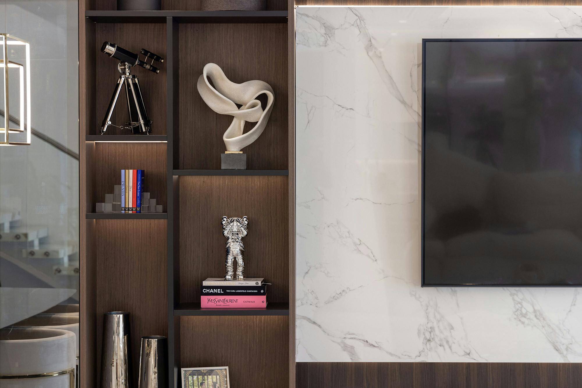 Image 44 of Villa 35 dekton 9.jpg?auto=format%2Ccompress&ixlib=php 3.3 in A luxurious interior design that makes the most of Dekton’s versatility - Cosentino