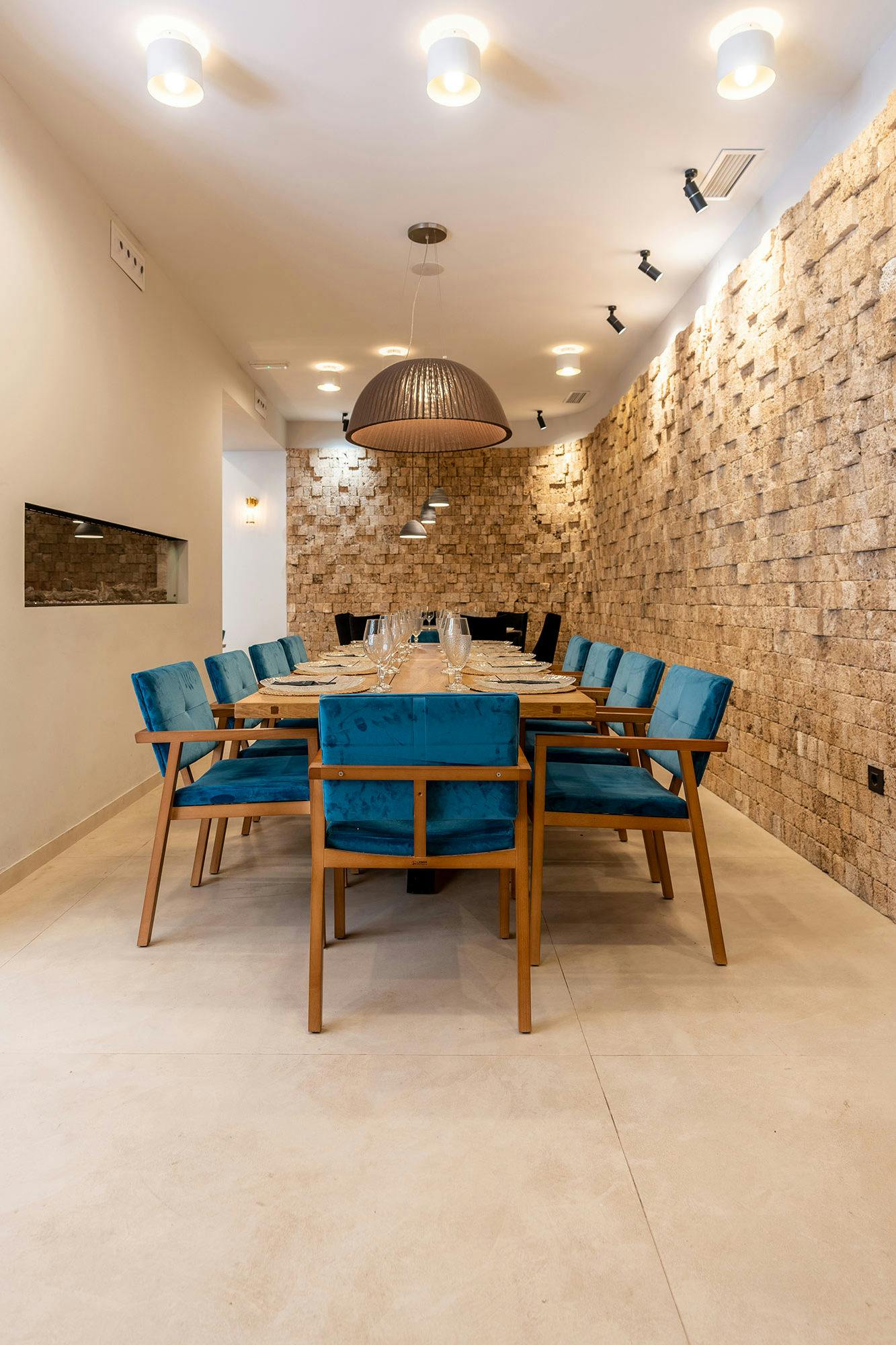 restaurante-vaniela-dekton-reservado