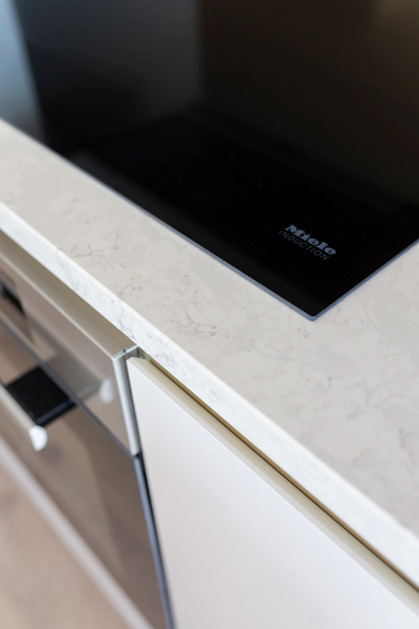 Urban Luxury Apartments With High-End Silestone Countertops photo