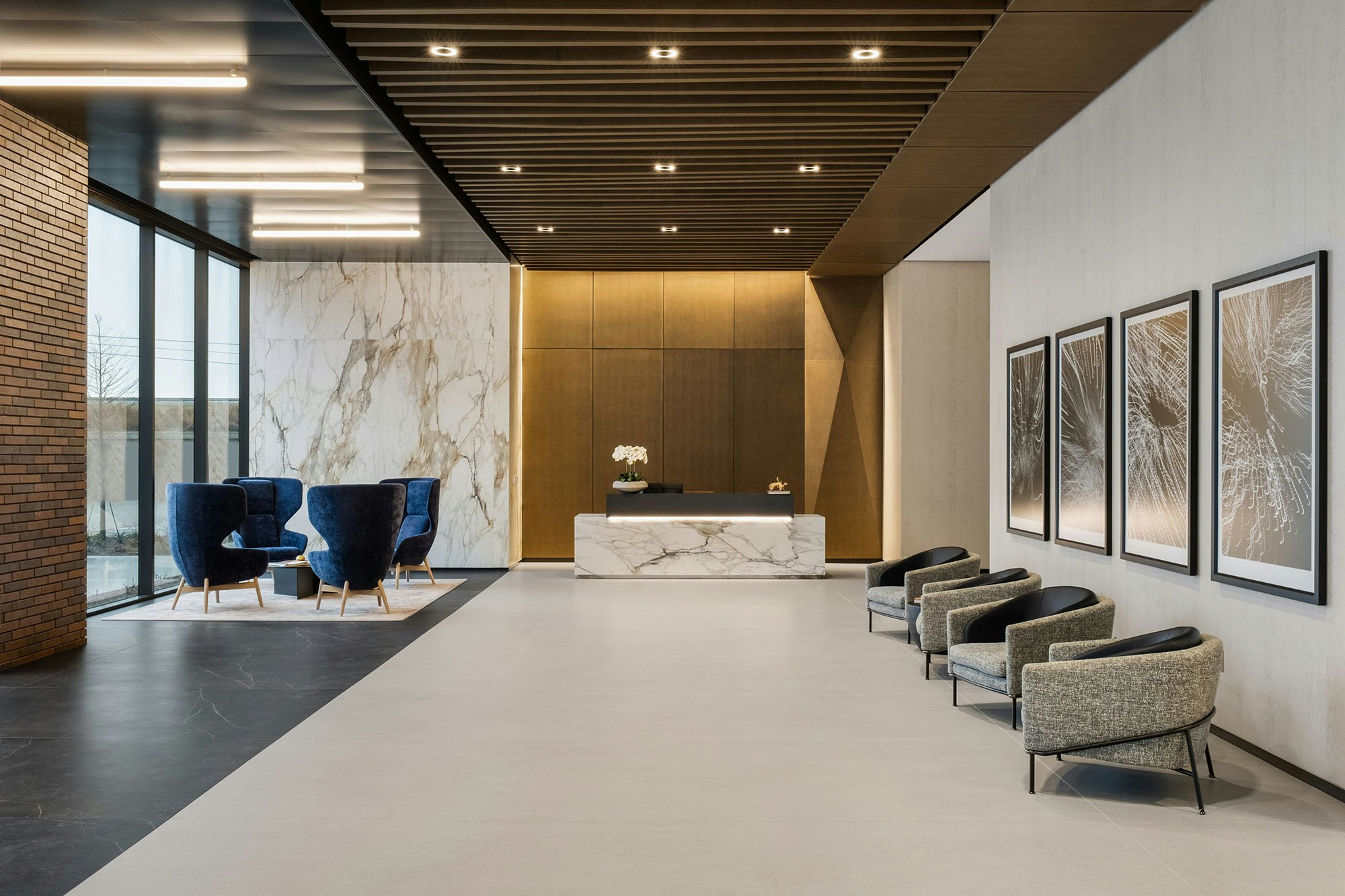 A luxury office building dressed in Dekton Cosentino