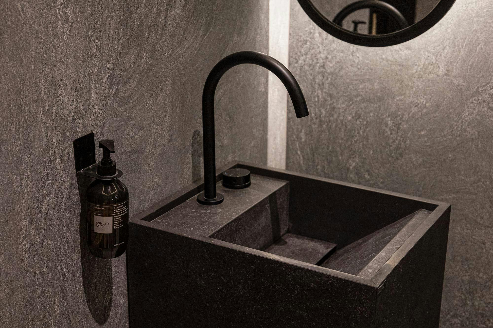 Image 45 of Ruina Doubble Interior 12.jpg?auto=format%2Ccompress&ixlib=php 3.3 in Bathrooms - Cosentino