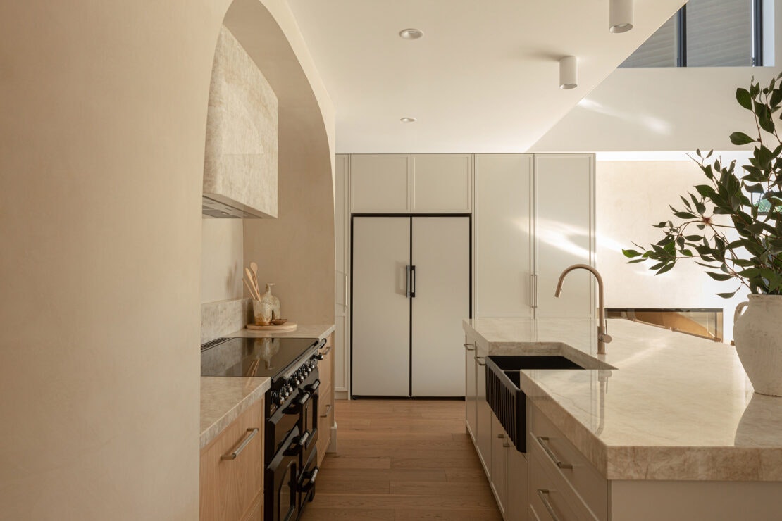 Kyal-Kara-Bay-Builds-House-1-Kitchen-04 Kyal-Kara-Bay-Builds-House-1-Kitchen-04