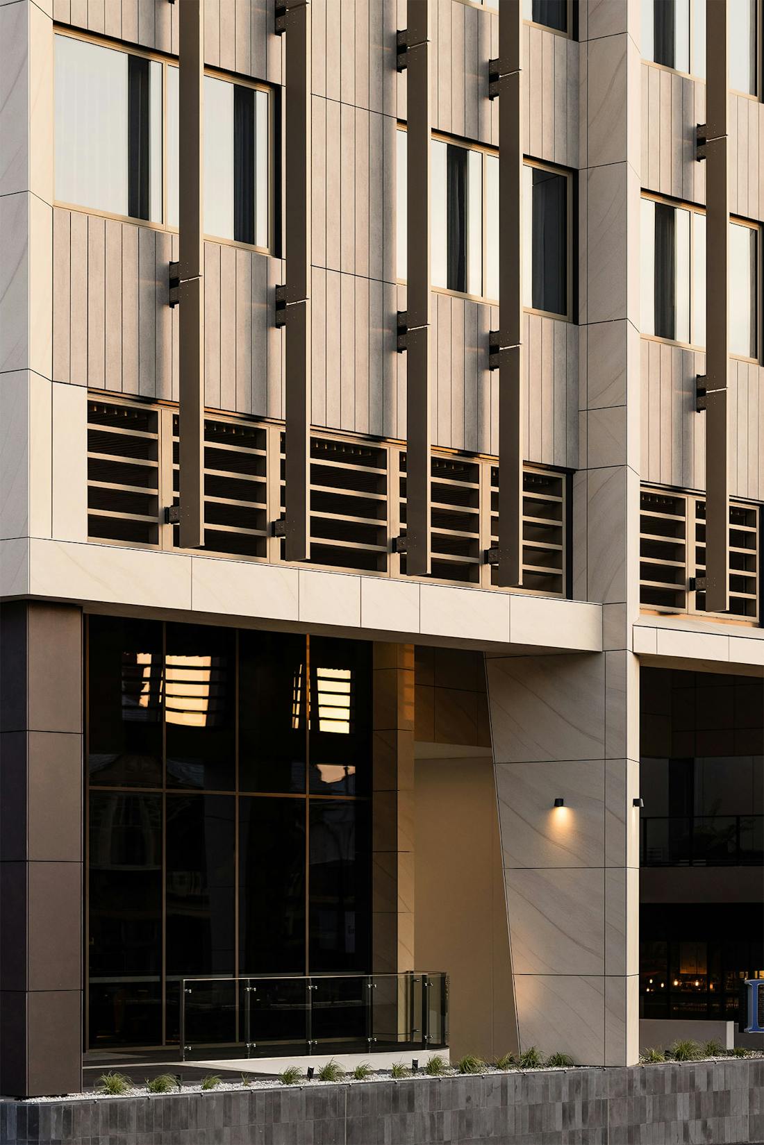 A modern façade in neutral tones to stand the test of time - Cosentino