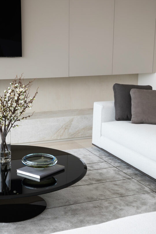 ClaudiaAfshar_BeverlyWest_MeghanBob_LivingDetailAngle_HR ClaudiaAfshar_BeverlyWest_MeghanBob_LivingDetailAngle_HR