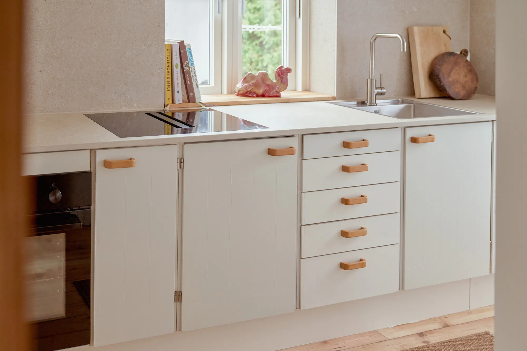 Bungalow5 - 13 Image 64 of Bungalow5 13.jpg?auto=format%2Ccompress&ixlib=php 3.3 in Kitchens - Cosentino