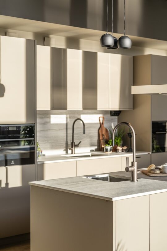 Dekton Trevi Marko (21) Dekton Trevi Marko (21)