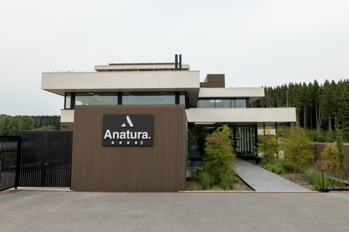 Facade Anatura Hotel (15) Facade Anatura Hotel (15)